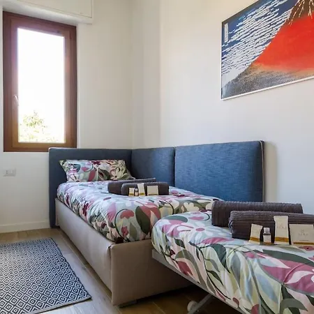 Lägenhet 10 Min Duomo-centro-navigli Luxury 4 Posti *